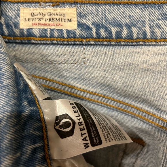 LEVI'S Women's 501 Jeans Size W26 / L26 - Light Blue, Button Fly, Quality - Picture 4 of 16